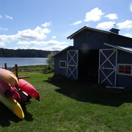 Oceanfront Studio/Loft: Alpacas, Oysters & Kayaks Shelton Exterior photo