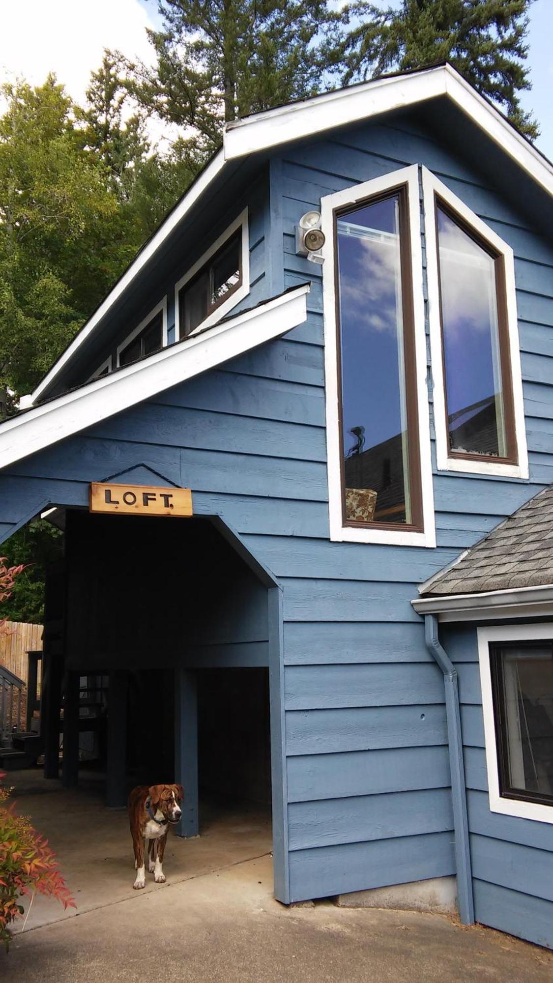 Oceanfront Studio/loft: Alpacas, Oysters & Kayaks