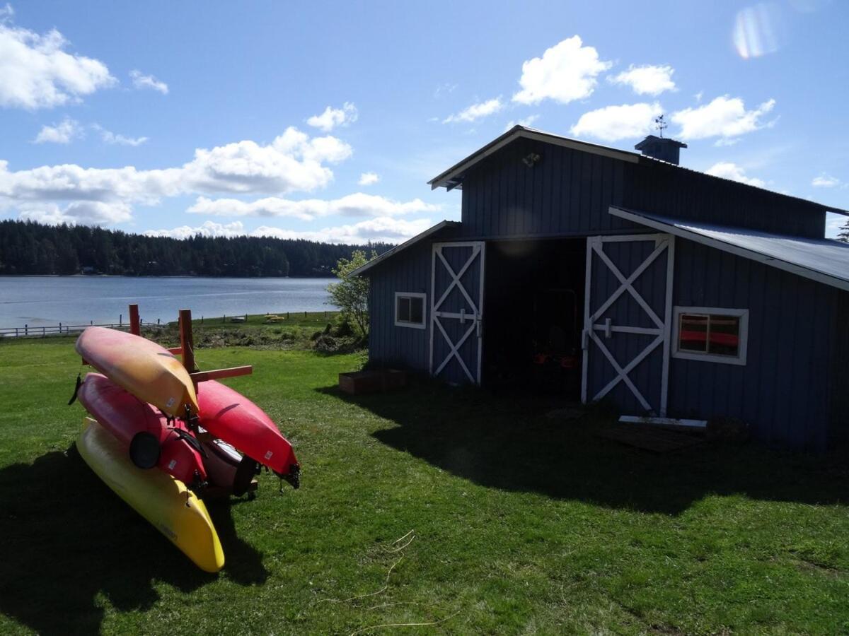 Oceanfront Studio/loft: Alpacas, Oysters & Kayaks Holiday home Shelton